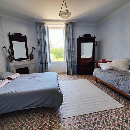 Chambre 3 Personnes Avec Salle De Bain Dans Mas Du Luberon Robion en Luberon Eksteriør billede