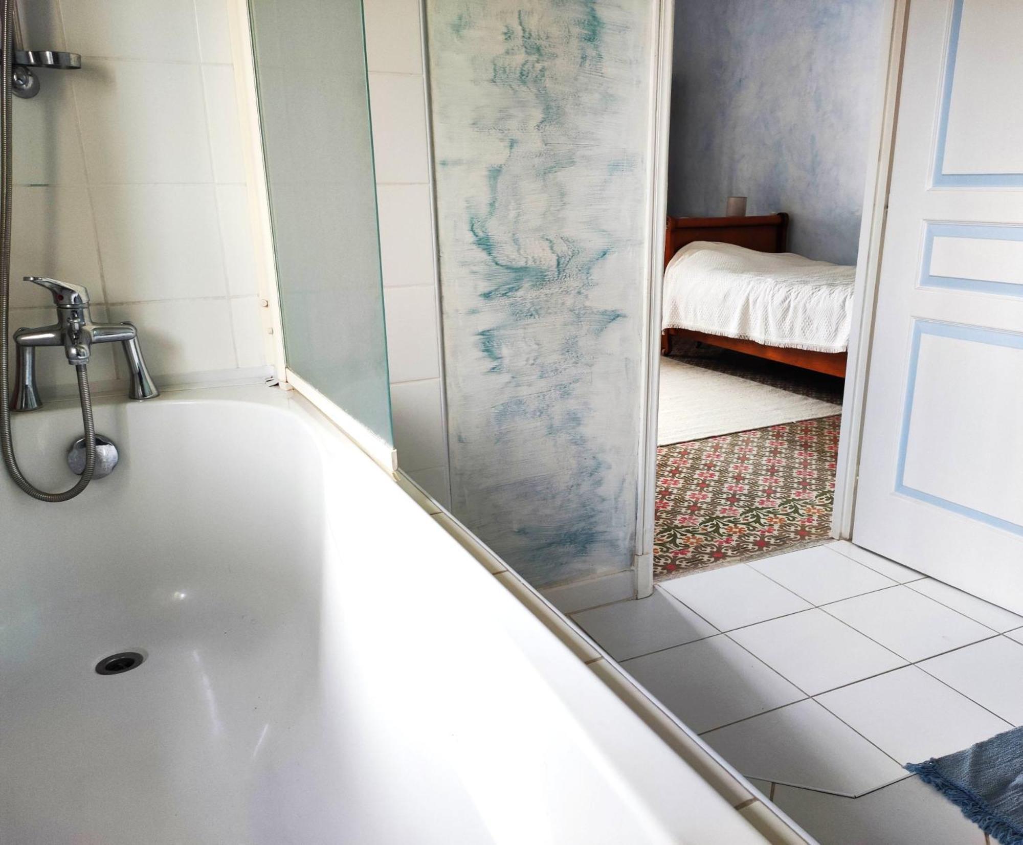 Chambre 3 Personnes Avec Salle De Bain Dans Mas Du Luberon Robion en Luberon Eksteriør billede